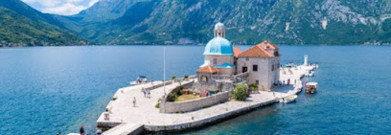 Kotor boat tour, submarine and speedboat